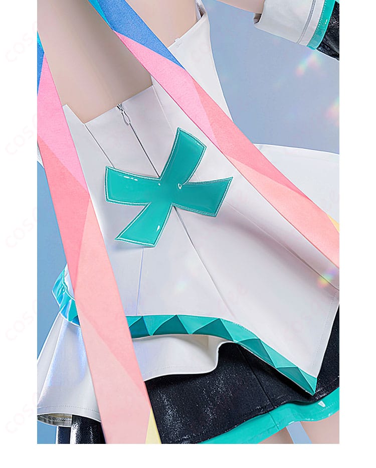 初音ミク HATSUNE MIKU EXPO 衣装の背面ディテール。背飾りまで忠実に再現した完成度の高い背中デザイン。