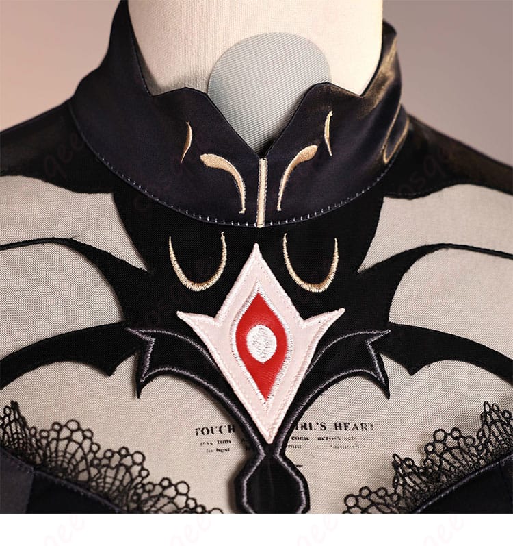 原神 ロノヴァ 死の執政 コスプレ 襟元ディテール。上品な襟飾りの質感と造形が分かる接写。