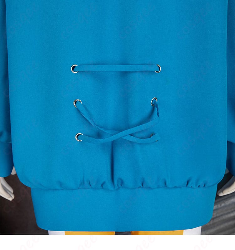 背面のコード・リボン装飾。背中の細紐まで丁寧に作り込まれた再現ポイント。