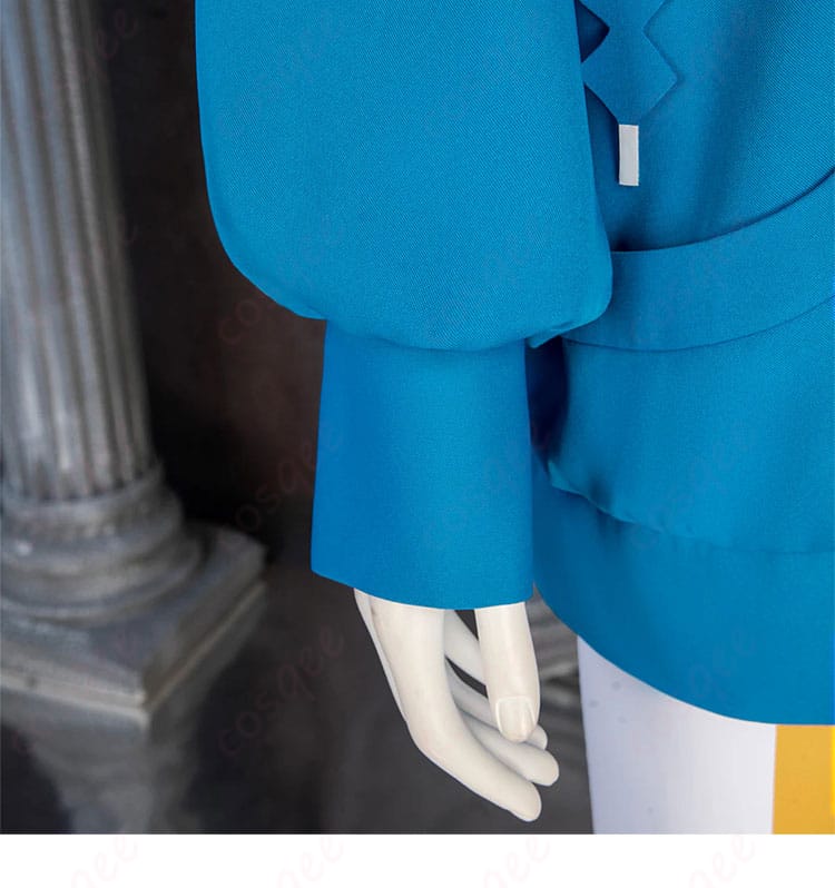 袖口装飾のクローズアップ。袖のラインと装飾パーツが高精度で再現されたポイント。