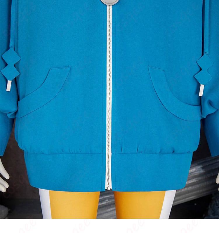 外套前立てのディテール。丁寧な縫製とステッチで美しいシルエットを保持する仕上げ。