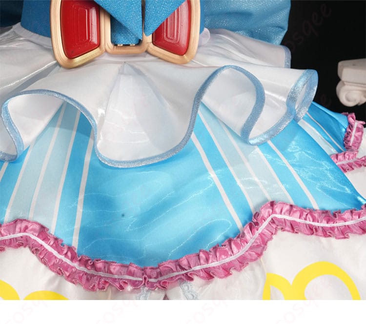 プリパラ 白玉みかん コスプレ スカート裾ディテール。白×ブルーの繊細な装飾が美しく撮影映え