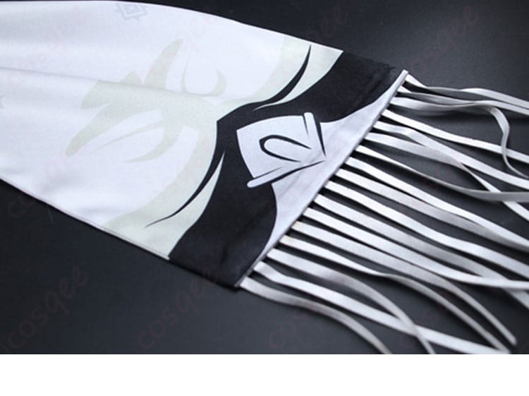 原神 ディルック コスプレ衣装 マフラーの房飾りディテール。動きに合わせて優雅に揺れる仕上げ