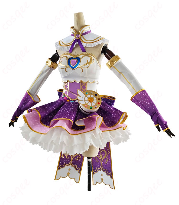 ラブライブ！SIF 東條希 コスプレ衣装の側面図。袖のボリュームとスカートの広がりが生む立体シルエットを強調。