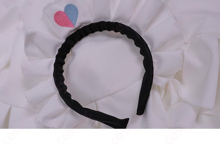 結城さくな 猫メイド衣装のカチューシャ頭飾りディテール。前髪との相性が分かる角度。