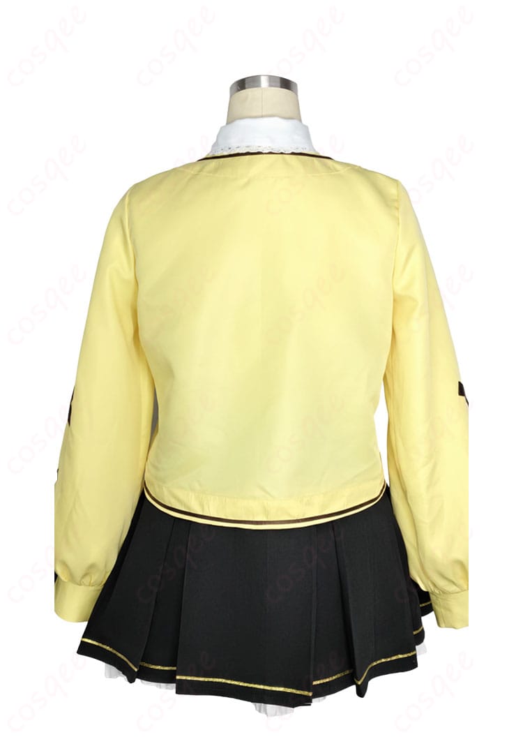 衣斐レナ コスプレ 衣装 背面｜コートのバックデザインとスカートの広がり（イベント・撮影向け）