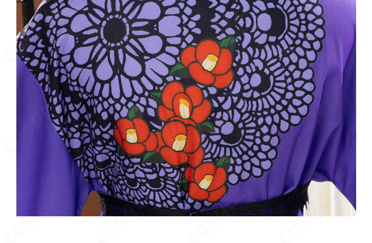 藤堂ユリカ衣装 背面柄と和風ゴシック装飾のディテール