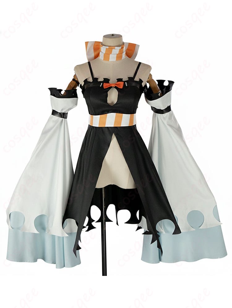 ガチアクタ アモ・エンプール衣装の正面全身。ワンピースと帯の配置、襟元のライン、袖パーツのバランスが分かる写真。