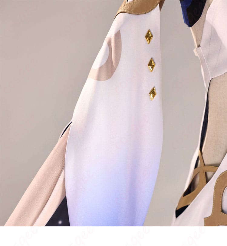 イスタロト コスプレ衣装 袖パーツ詳細。袖口の飾りと素材感、立体感をクローズアップ