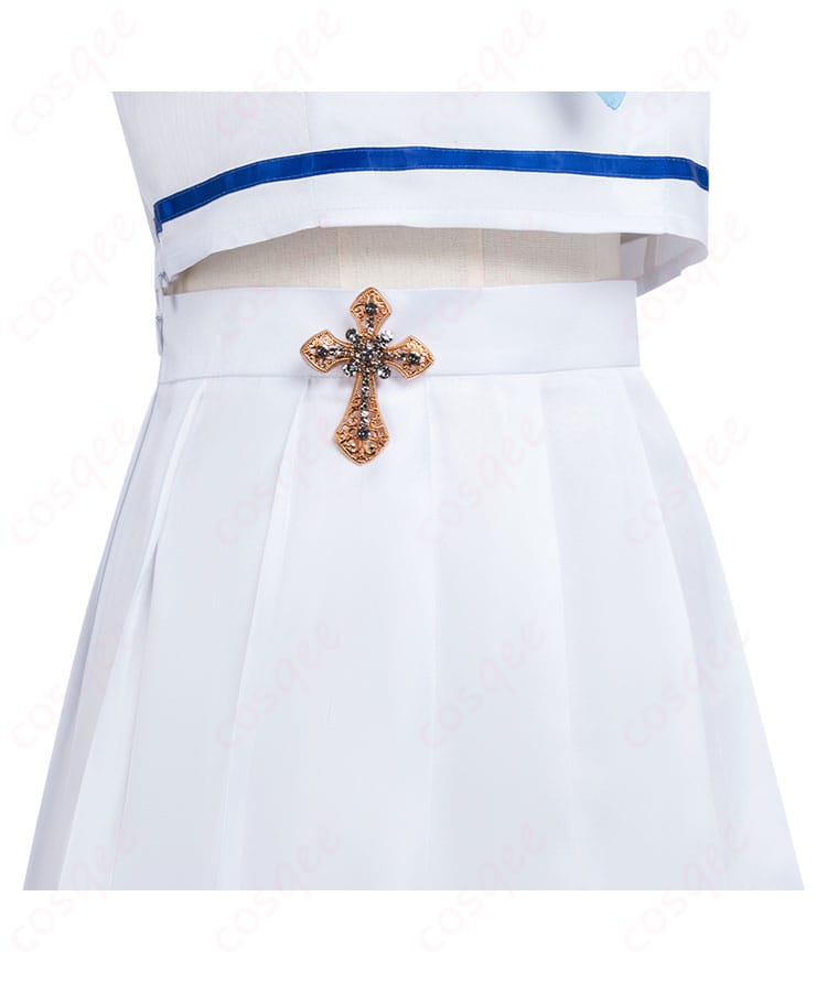 プリーツスカートの立体感と腰飾りの配置がわかるカット