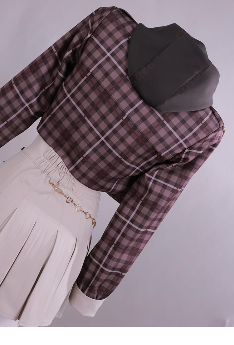 miCometベアブランド衣装 コート背面のロゴと装飾ディテール