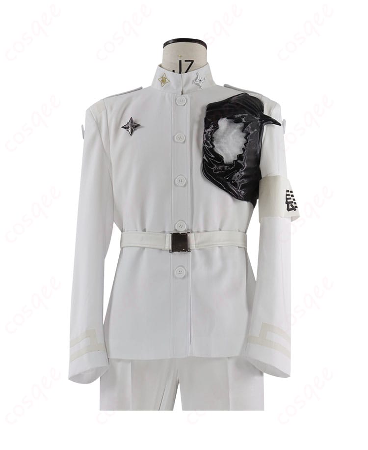 背面全身カット｜蒼月衛人 白戦闘服コスプレ衣装の背面ディテールと丈感