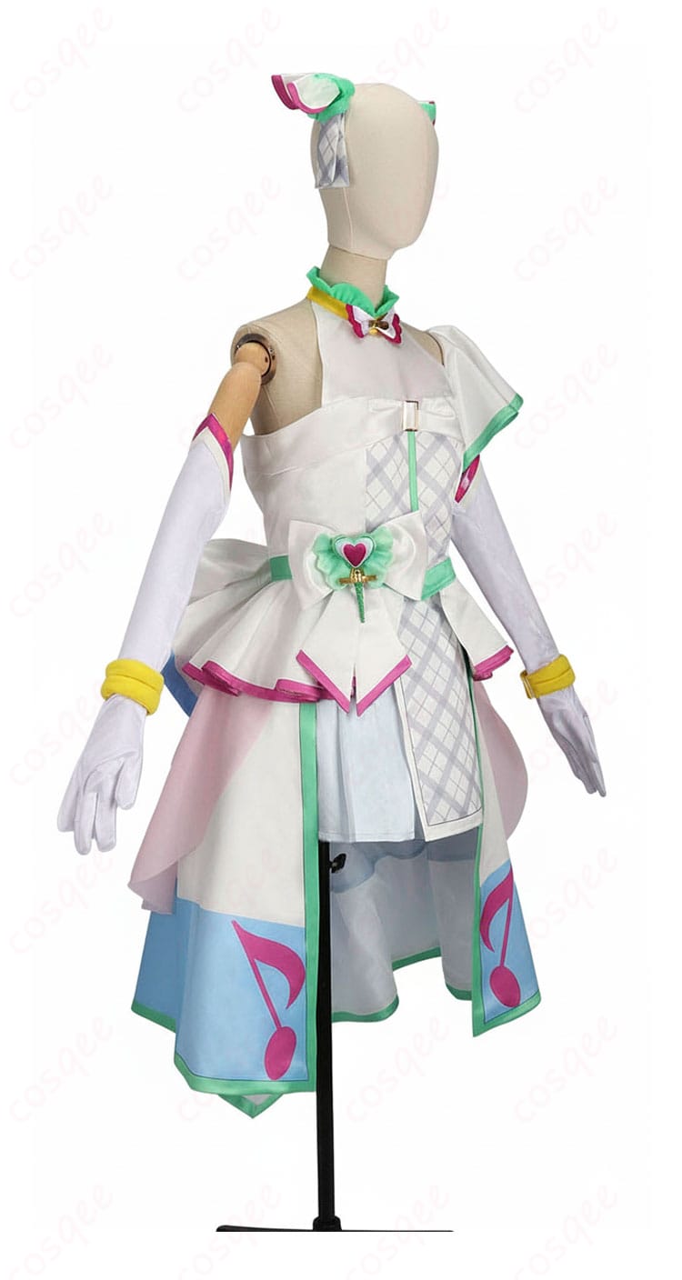 キュアズキューン衣装の右側アングル。ウエストラインとスカートのレイヤー構成がわかる立体的サイドビュー