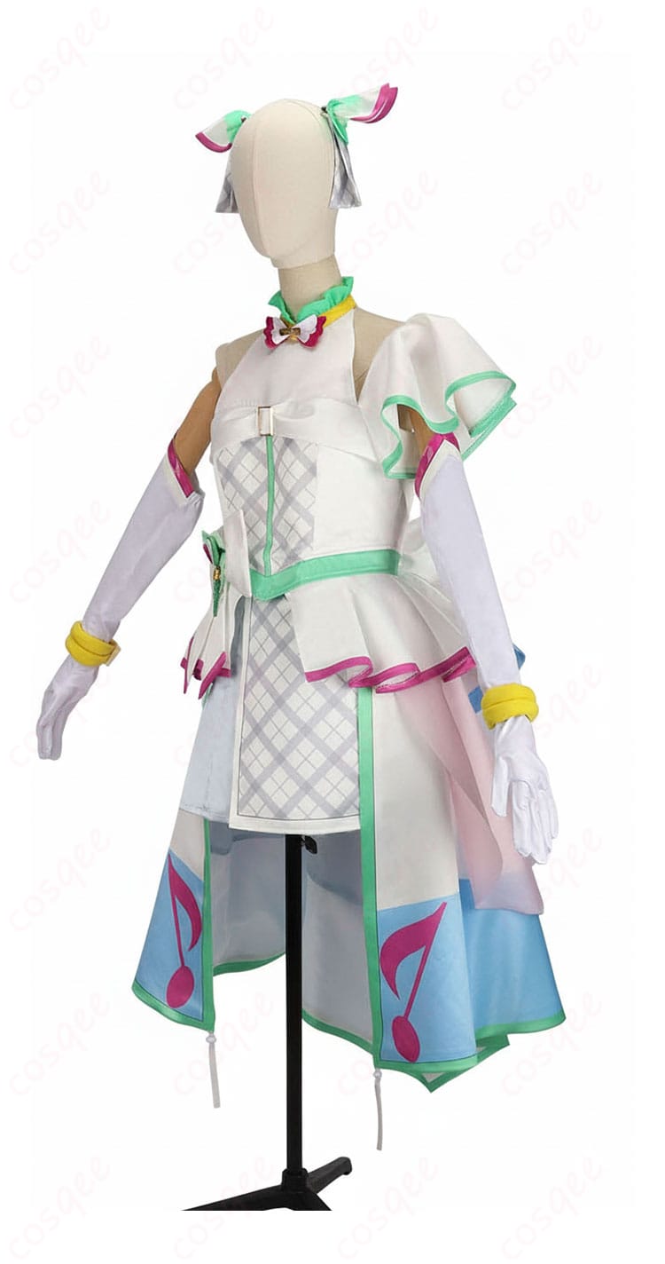 キュアズキューン衣装の左側アングル。可愛らしいリボンディテールと光沢生地の質感が見えるクローズアップ