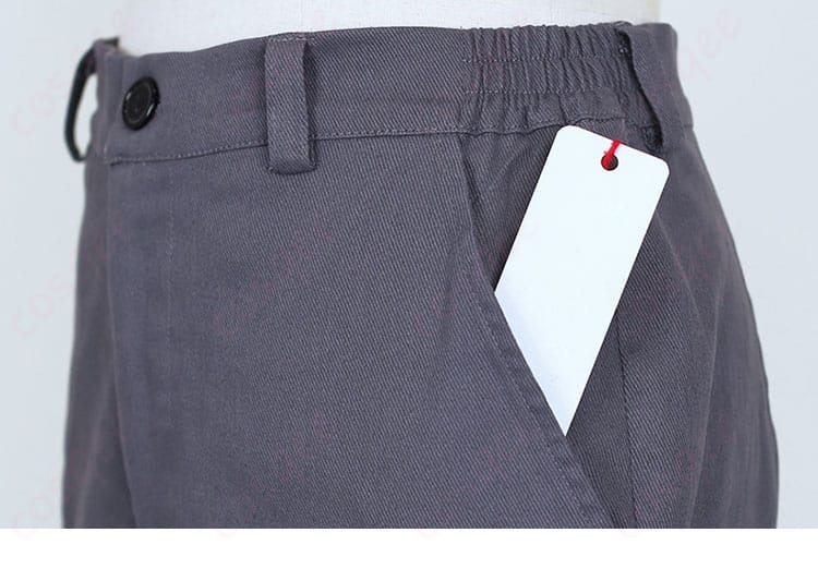 ズボン部分のディテール。スタイリッシュで自然なラインを実現するパターン。