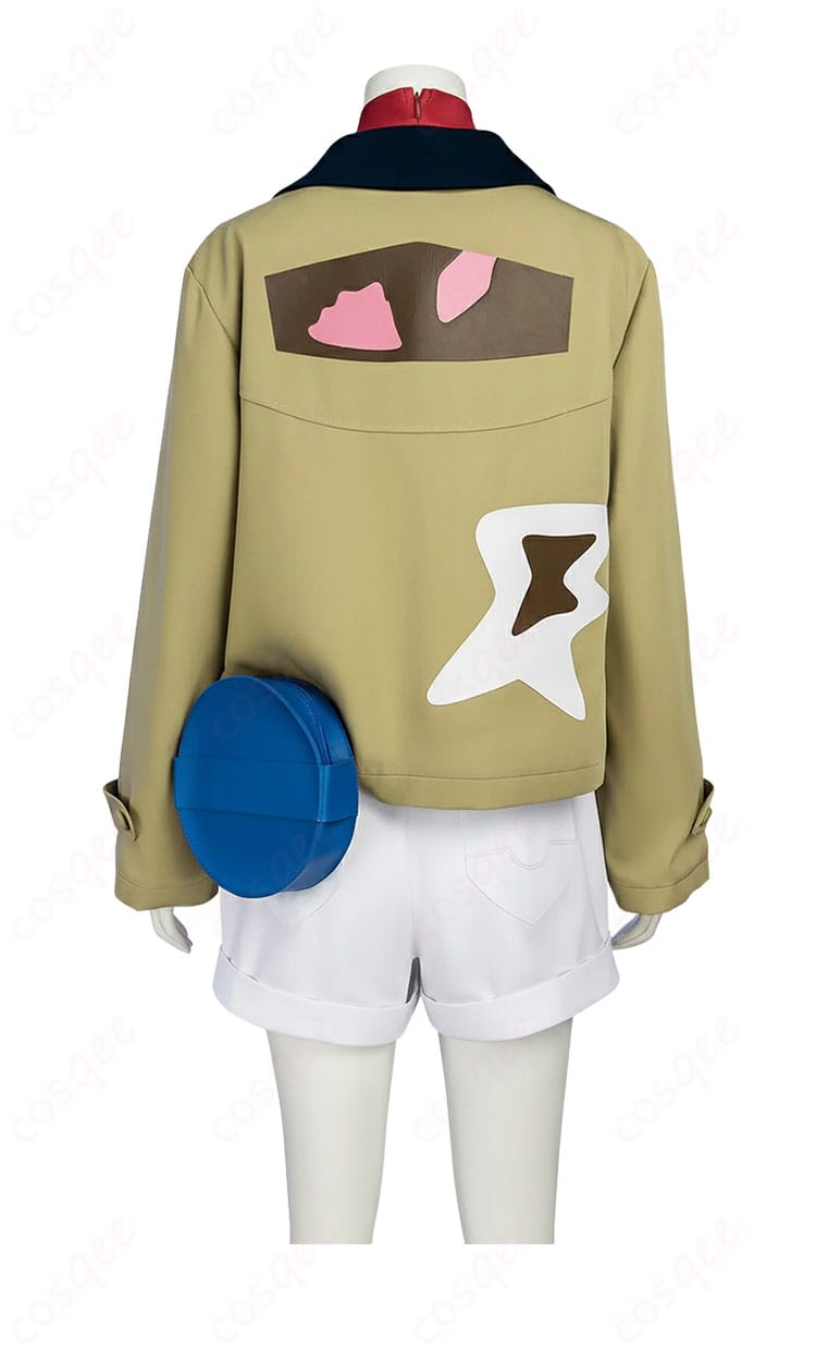 タウニー コート 背面装飾詳細。後ろ姿を美しく見せる縫製ラインと切り替えを強調。