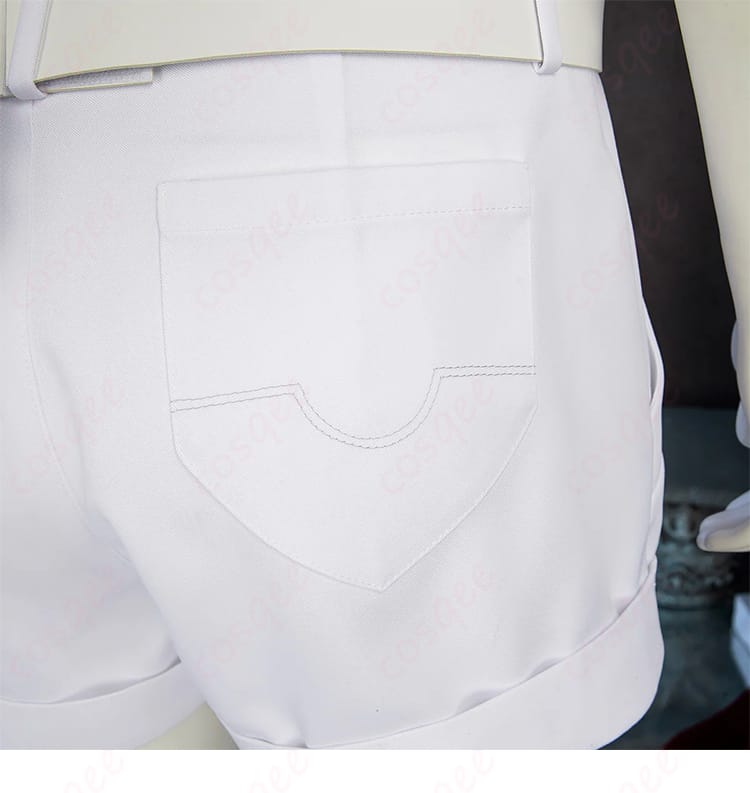 タウニー パンツ背面ポケット詳細。立体感のある仕立てでリアルな質感を表現。