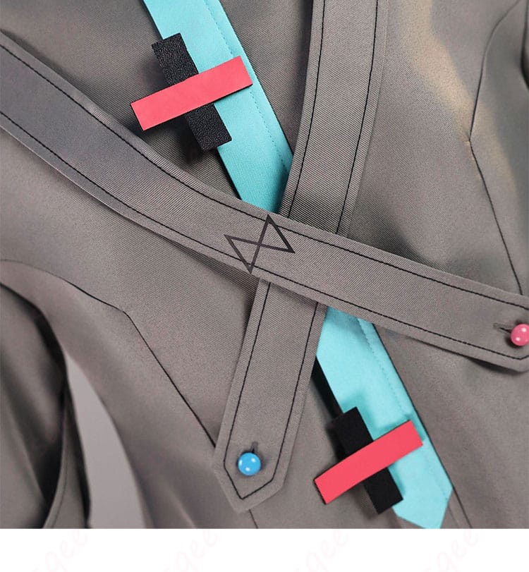 初音ミク 衣装 上衣ディテール|胸元の切り替えと縫い合わせの美しい仕上げ