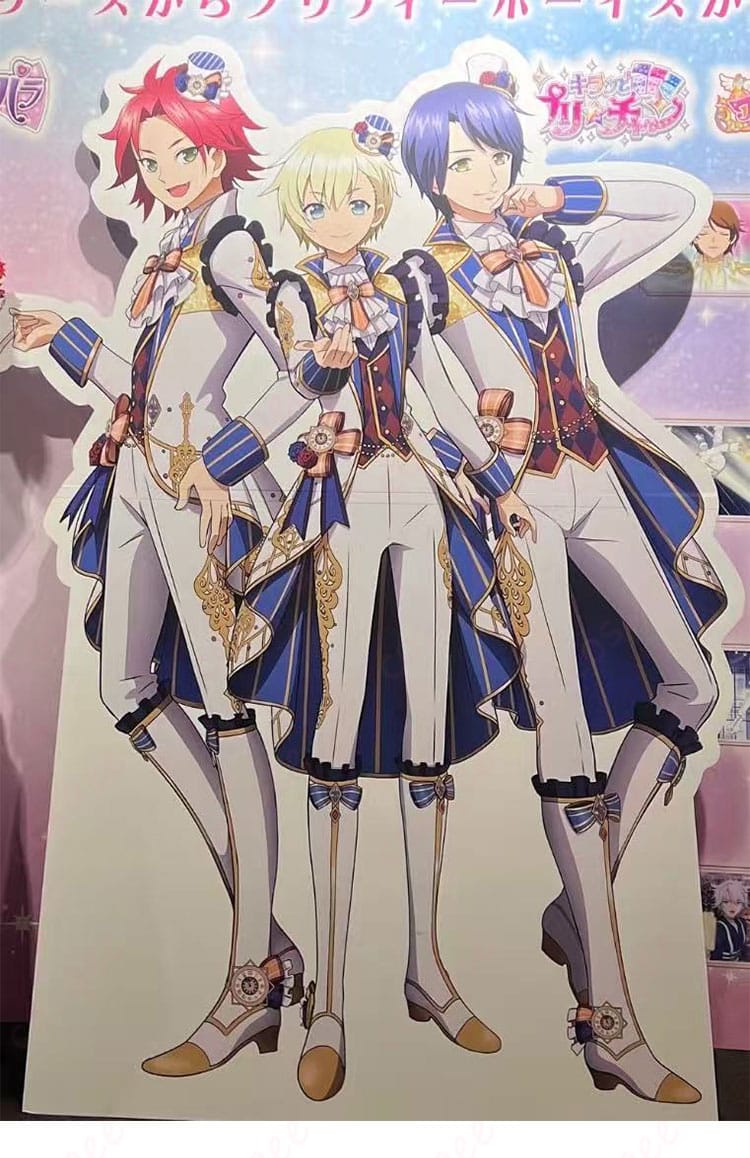 アイドルタイムプリパラ WITH三人のコスプレ衣装集合写真。華やかなステージ感とユニットの統一感を再現したデザインが分かる全身カット。