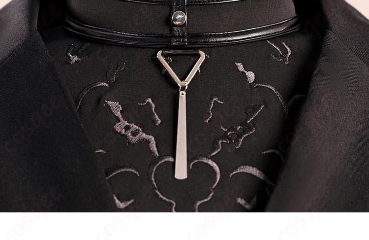 にじさんじ 葛葉 ヒットマン衣装 襟元装飾のクローズアップ