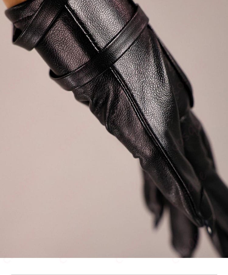 にじさんじ 葛葉 ヒットマン コスプレ 小物バッグ装飾の細部