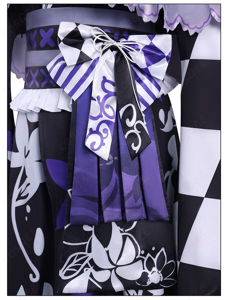 背面の大きな蝶結び装飾アップ。ボリュームと結びの形状がわかるディテールショット。