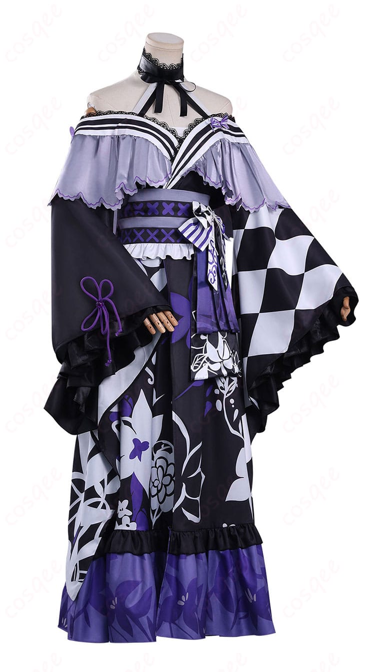 宝生マーゴ衣装の側面シルエット。COSQEEの再現性が伝わるウエストラインとスカートの広がりを強調。