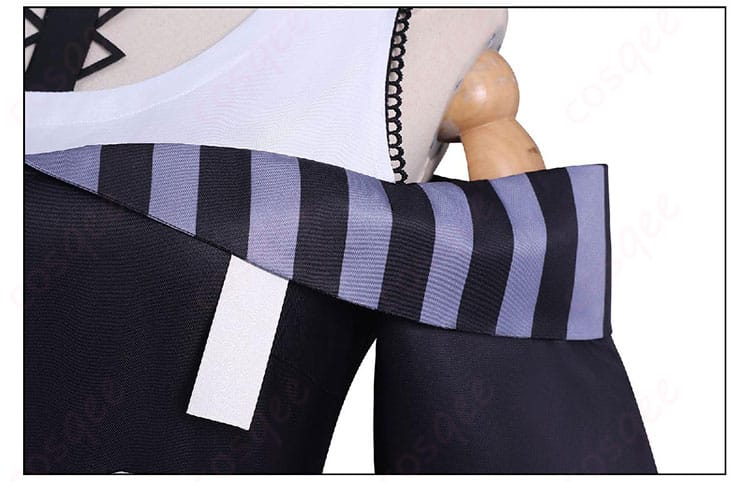 沢渡ココ コスプレ 衣領装飾のクローズアップ｜通常衣装の意匠を再現