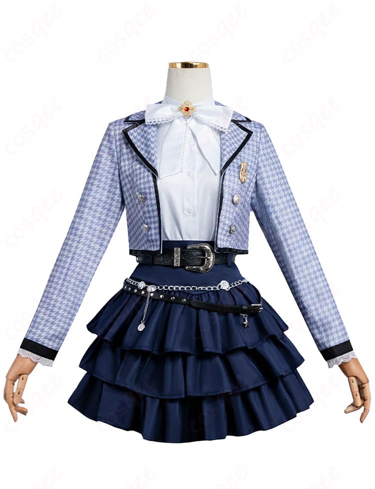 恋と深空 主人公「気ままな旅」コスプレ衣装 正面全身。ロングコートとスカーフのレイヤーが映えるデザイン