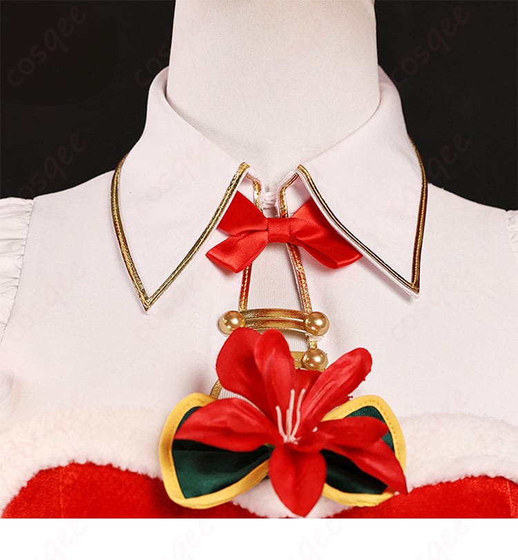 エミリア クリスマス記念コスプレの襟元とリボンのディテール。結び目の形状や質感が確認できる接写