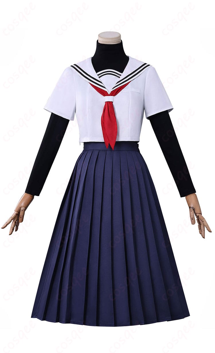 八百歳比名子 制服コスプレの正面。赤いスカーフと胸ポケット、端正なシルエットが分かる高再現デザイン。