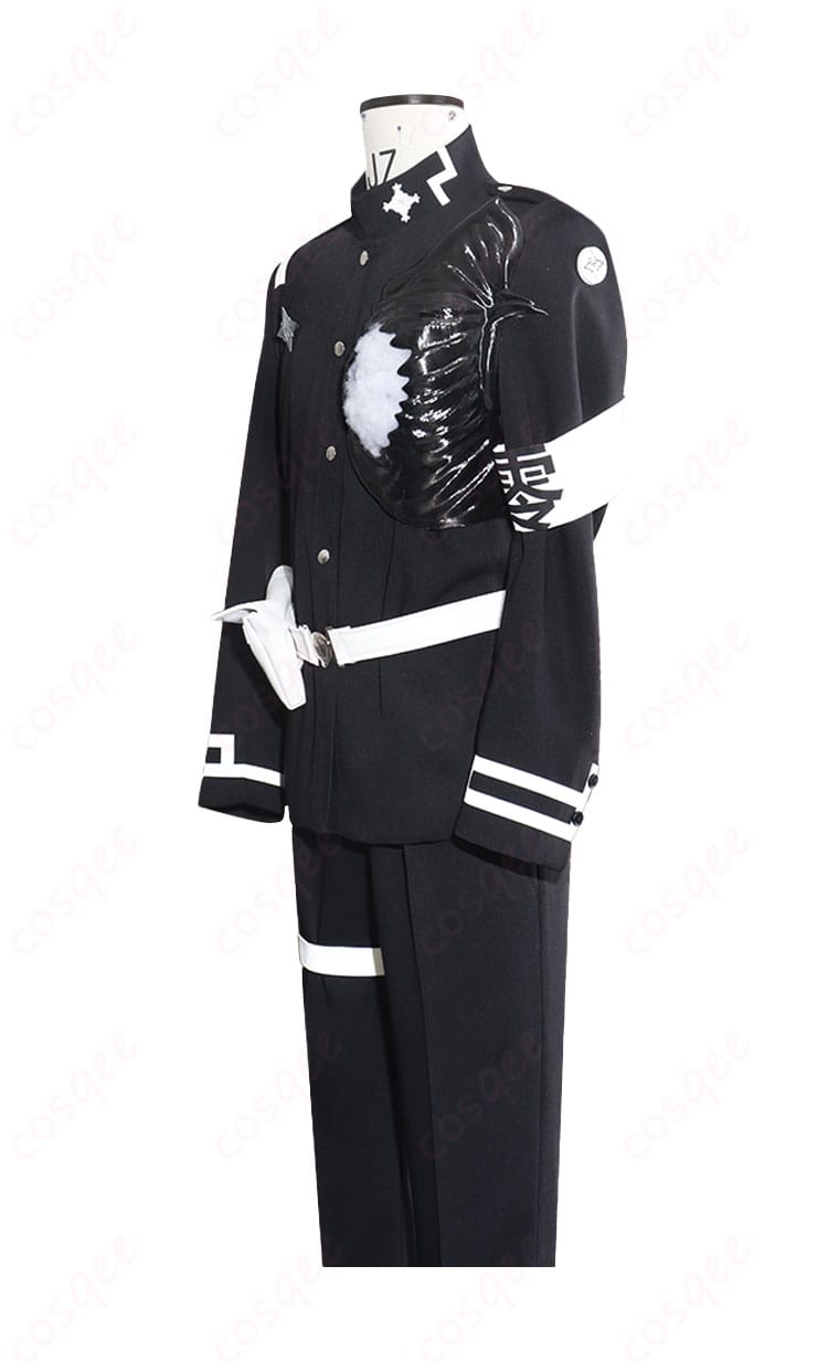 澄野拓海 特防隊戦闘服の側面ビュー。コートのラインと太もも飾り、ベルト位置のシルエット確認。