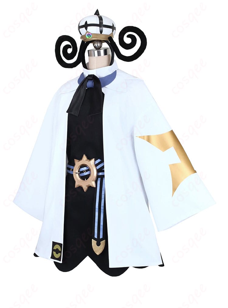 ムク衣装の側面全体図。コートのラインとウエスト位置、ベルトの見え方を確認できる画像