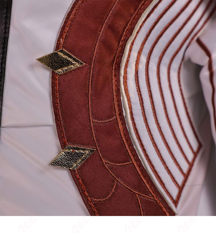 ウエスト周りの装飾パーツとラインディテール