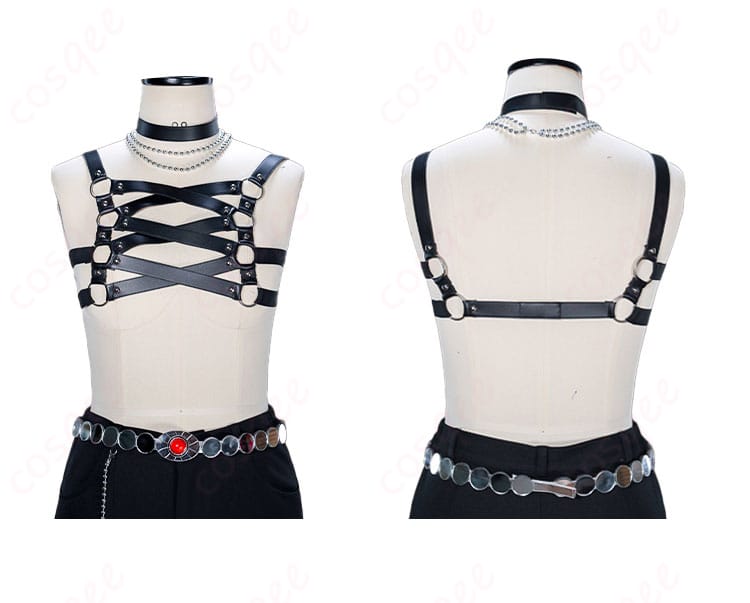 装飾パーツの表裏ディテール比較。質感と留め具の構造