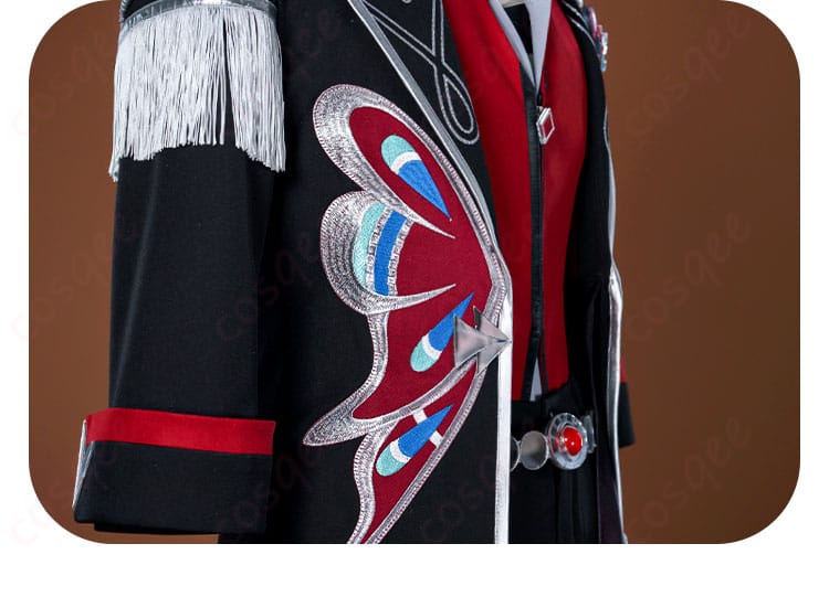 袖口の装飾ディテール。トリムとラインの仕上げ