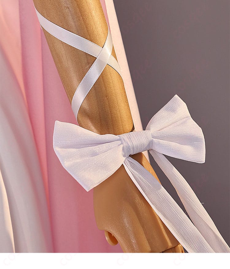 手首用アームアクセサリーのディテール。カフとリボンの質感アップ