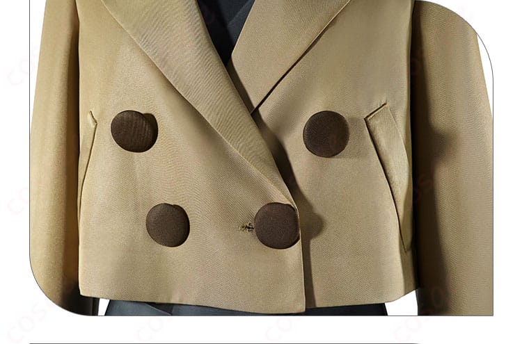 前立てとボタンの配置・ステッチワークのアップ