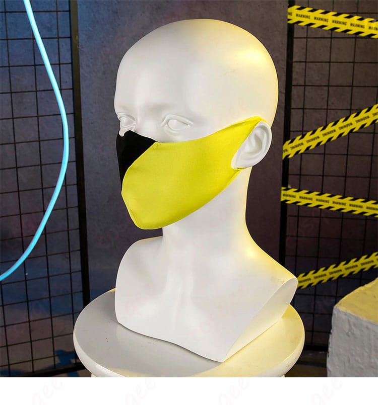 付属マスクの正面ディテール（コーデの統一感）