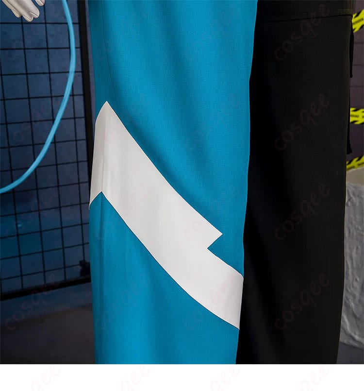 左脚パーツの装飾アップ（直線的ラインのアクセント）