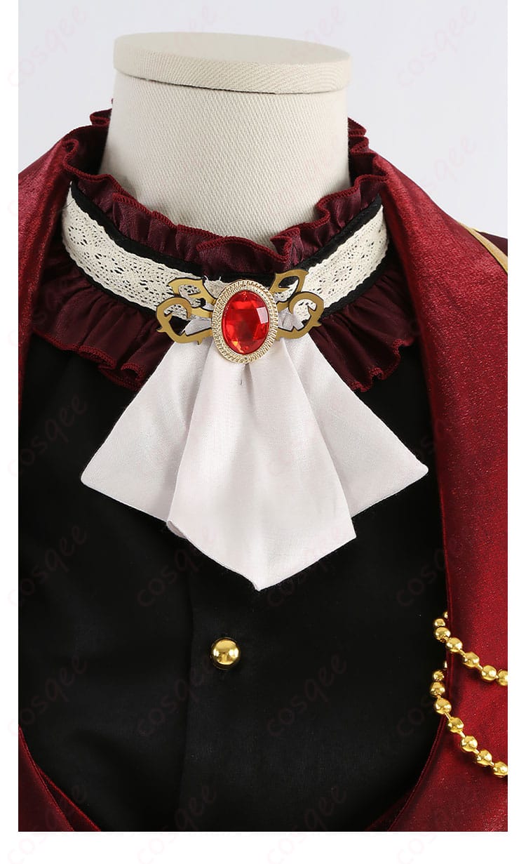 襟元とスカーフ風タイの装飾ディテール