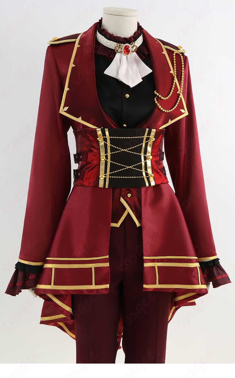 コート外装の装飾パーツと縁取りデザインの近接