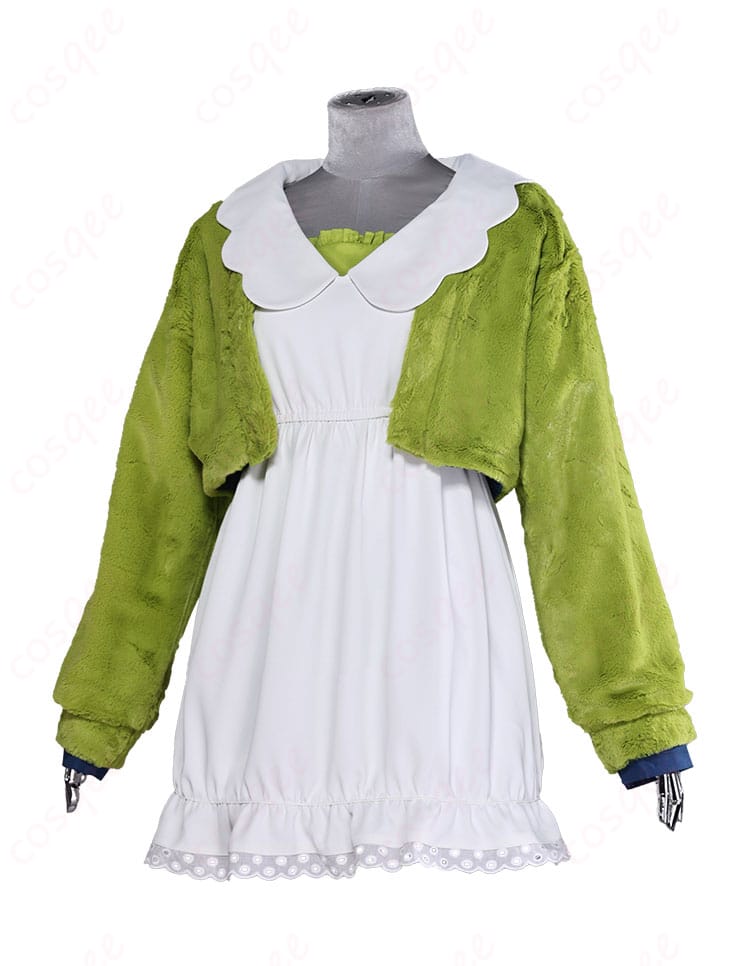 草薙寧々 くちぱっち風コーデの側面。袖のボリューム感と太もも飾りの位置が分かる角度