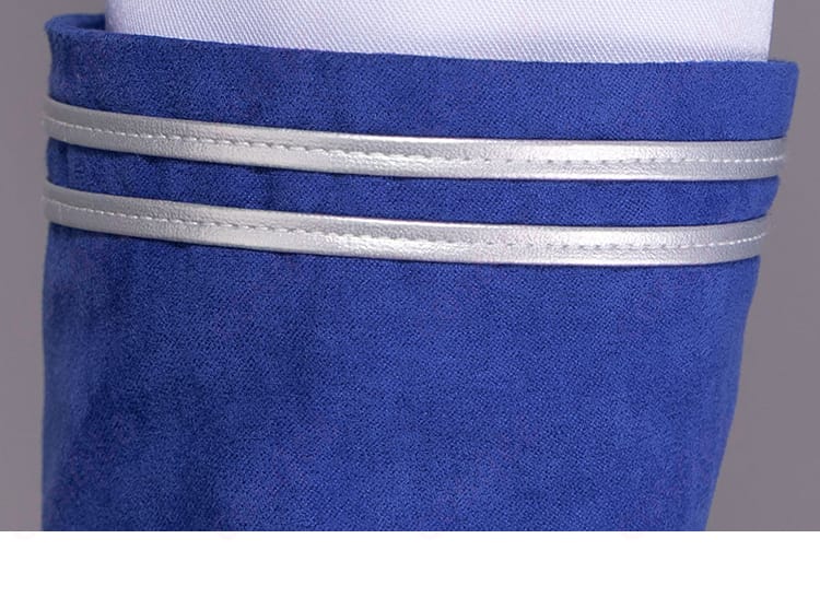 東雲彰人 ノーブル・パラディン衣装の袖口装飾ディテール。カフスのラインと装飾