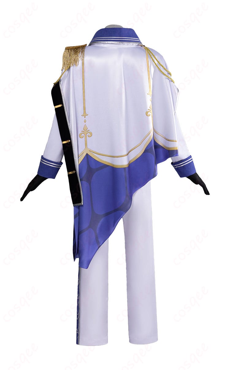 東雲彰人 ノーブル・パラディン衣装の背面ディテール。マントの落ち感と背面シルエット