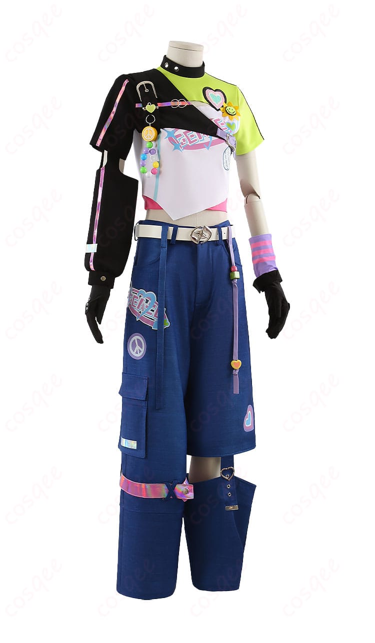 衣装右側面のシルエット（ベルト位置とサイドラインの見え方）