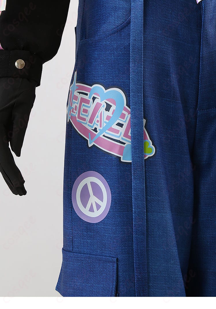 パンツ装飾ディテール（サイドポケットとステッチ）