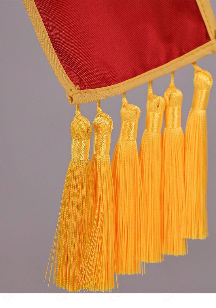 レム衣装のタッセル装飾ディテール|揺れ感を強調するフリンジパーツ