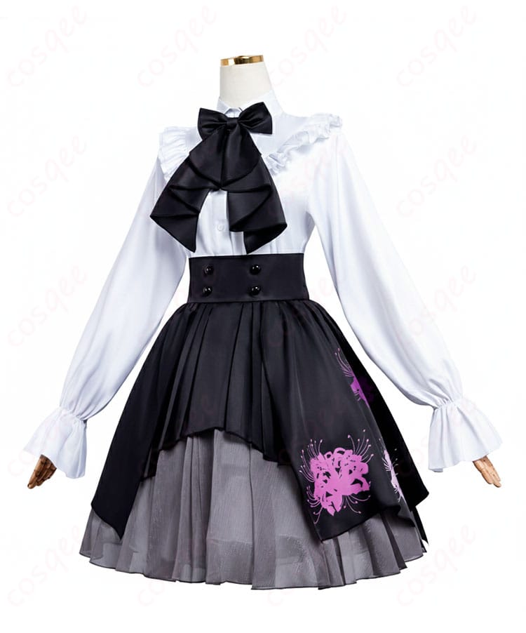 ヴラディレーナ・ミリーゼ学園制服風コスプレの側面シルエットとスカートラインの見え方