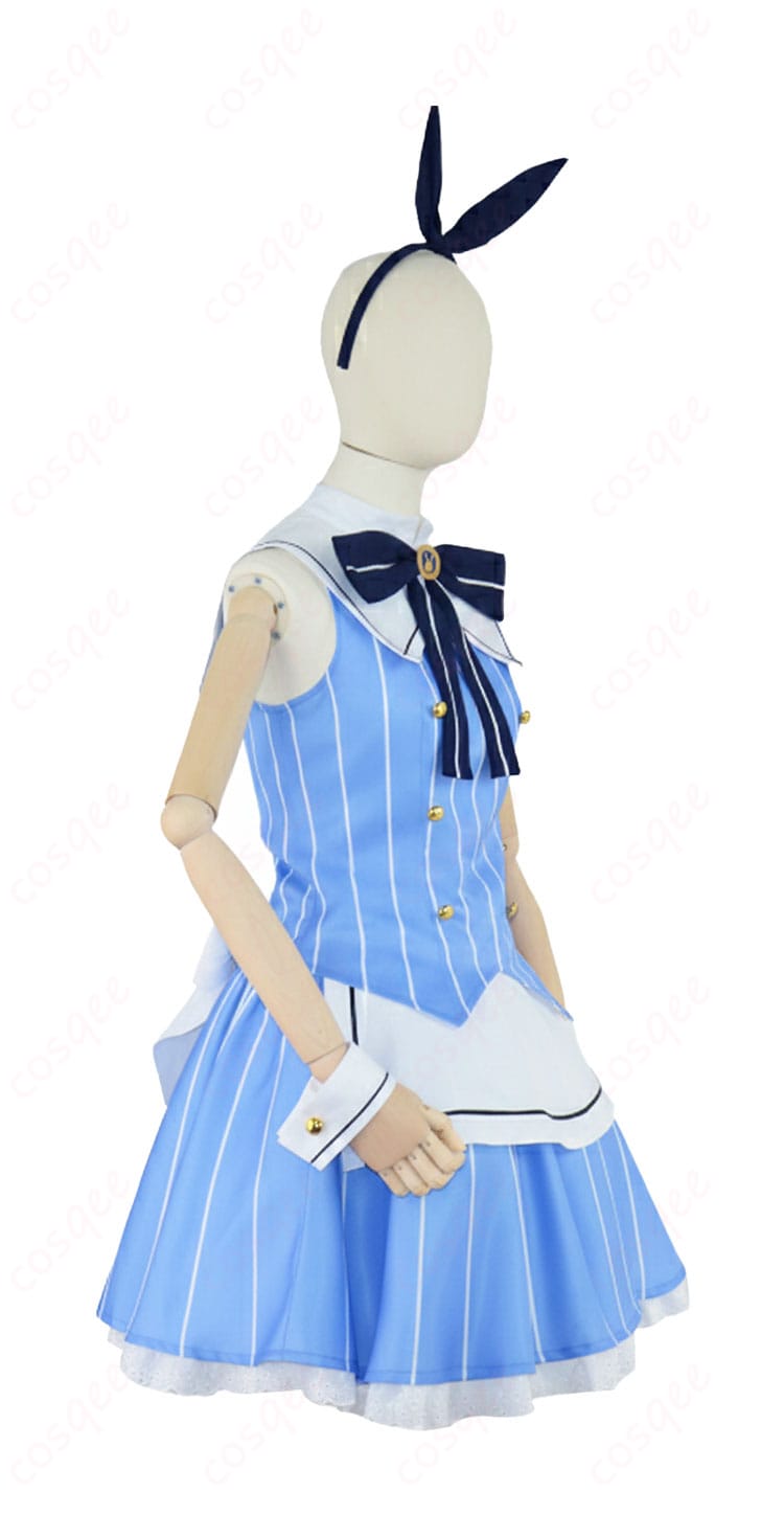 香風智乃制服コスの右側面。ウエストラインとスカートのフレア感、背部蝶結びのボリュームが分かる角度。